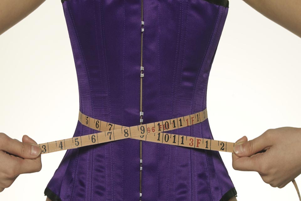 Is Waist Training the Same as Corset Training? – Beyond Beauty Paris